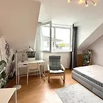 Apartment Am Hafen Düsseldorf