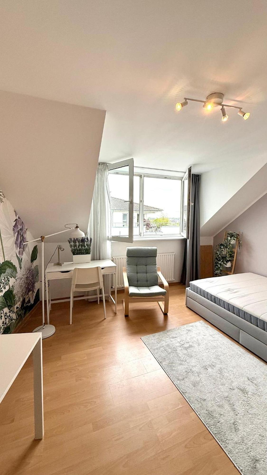 Apartment Am Hafen Düsseldorf